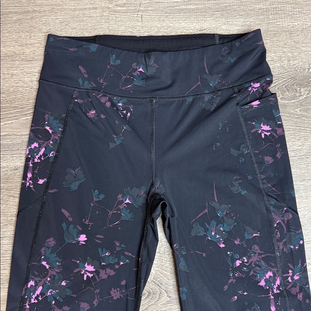 Sweaty Betty Zero Gravity Full Length Leggings Daisy Floral Print Black Large - Picture 3 of 10